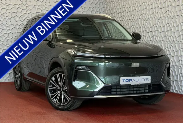 MAX+ PHEV LONG RANGE NIEUWE AUTO | 29,8 kWh ACCU | 136 KM WLTP | PANORAMADAK | STOELVERWARMING/KOELING | LEER | MET MASSAGE Geely Wijchen