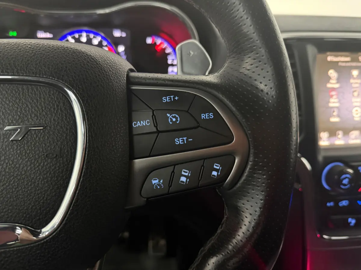 6.4 HEMI SRT|PANO|MEMORY|LEDER|INRUIL MOGELIJK|