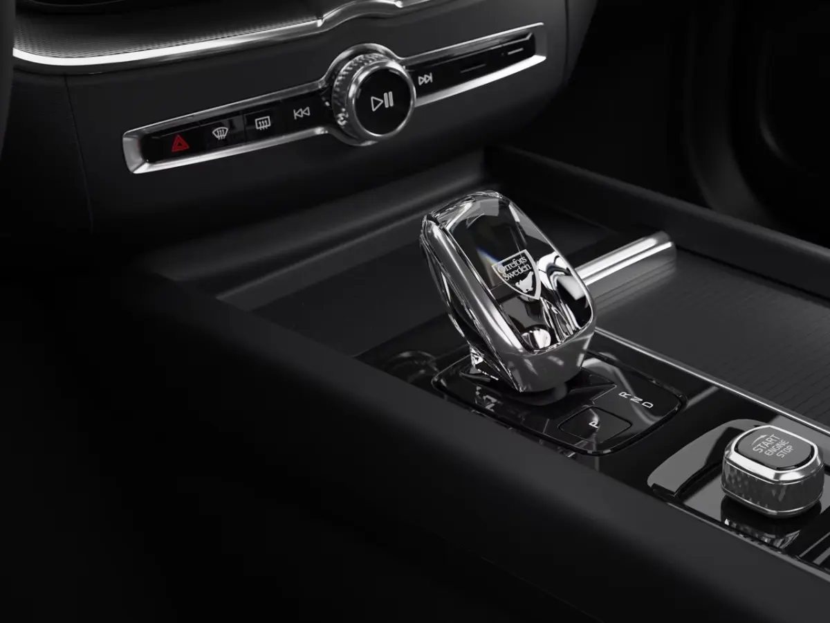 2.0 T8 Plug-in hybrid AWD Ultra Black Edition Exec | Achteruitrijcamera | Alarm | Apple Carplay/Android Auto|telefoonintegratie premium
