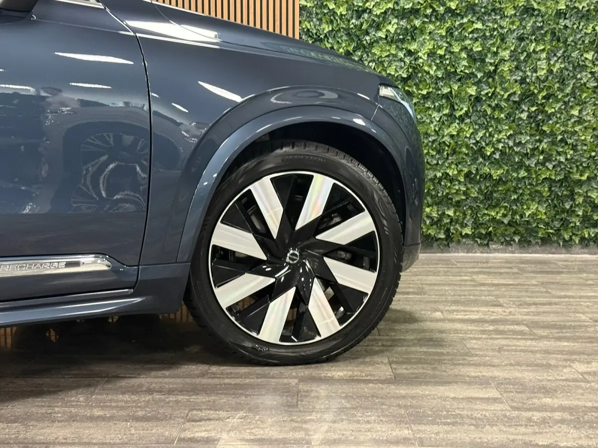 T8 AWD Recharge Plus Bright | Vol! | Luchtvering | Stoelventilatie | 360° Camera | Harman Kardon | 455pk | Schuifdak | Adaptieve Cruise Control | Stoelverwarming voor+achter | Stuurwielverw