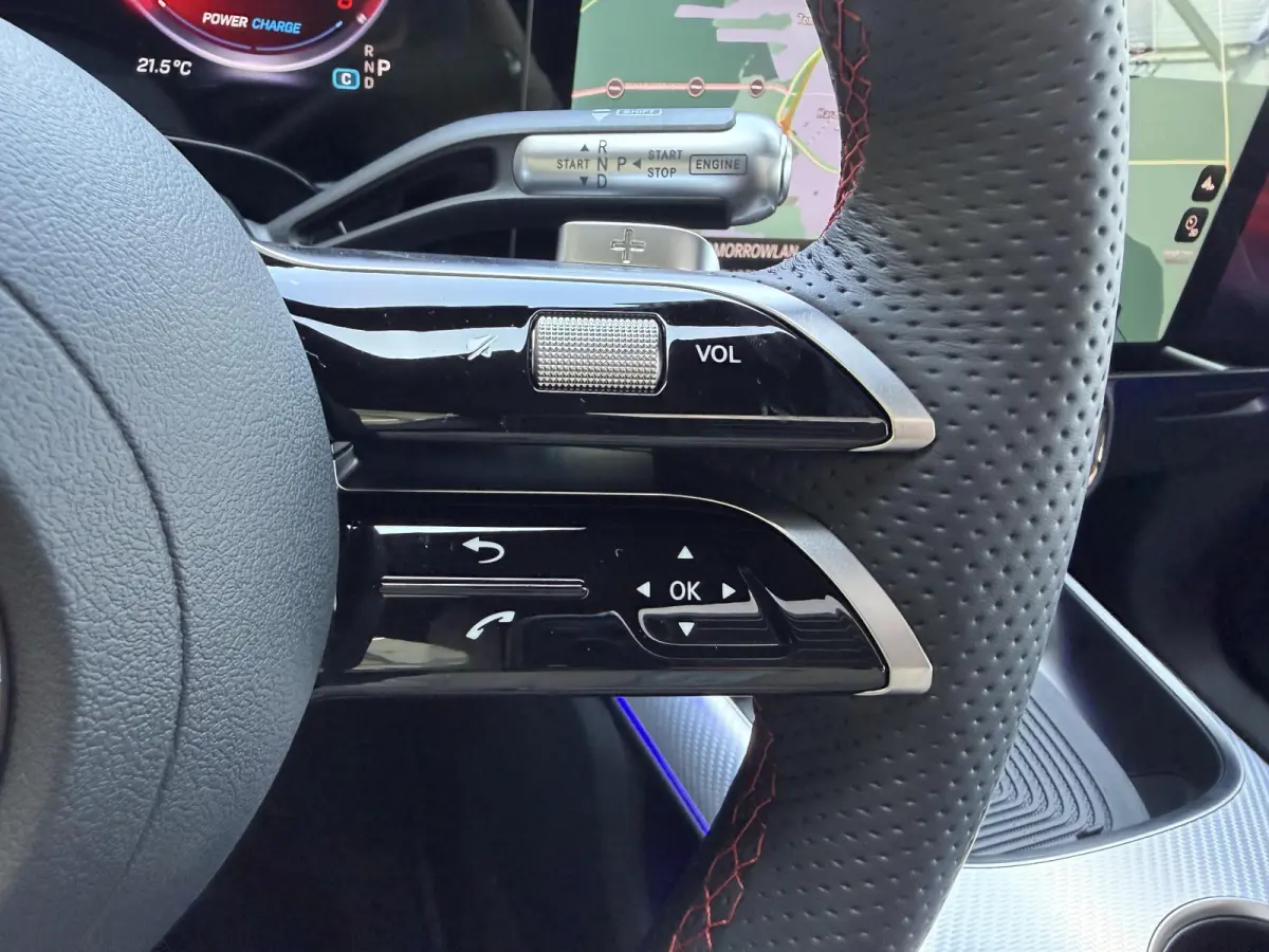180 Business Solution AMG | Night | Premium Plus | Trekhaak | Winterpakket | Burmester | Massage | Head -Up | 360 camera | Multibeam LED |