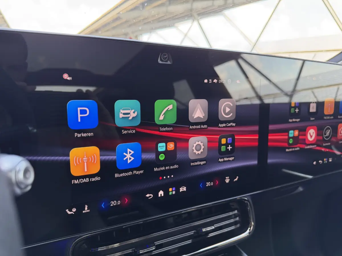 180 Business Solution AMG | Night | Premium Plus | Trekhaak | Winterpakket | Burmester | Massage | Head -Up | 360 camera | Multibeam LED |