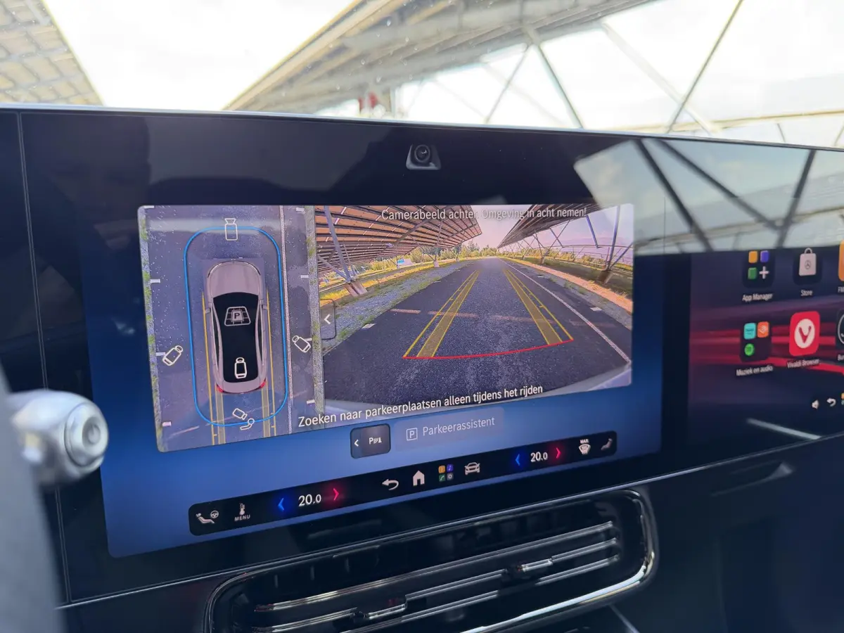 180 Business Solution AMG | Night | Premium Plus | Trekhaak | Winterpakket | Burmester | Massage | Head -Up | 360 camera | Multibeam LED |
