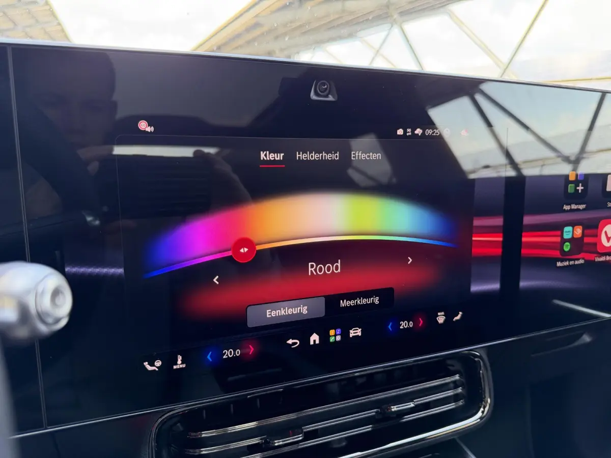 180 Business Solution AMG | Night | Premium Plus | Trekhaak | Winterpakket | Burmester | Massage | Head -Up | 360 camera | Multibeam LED |