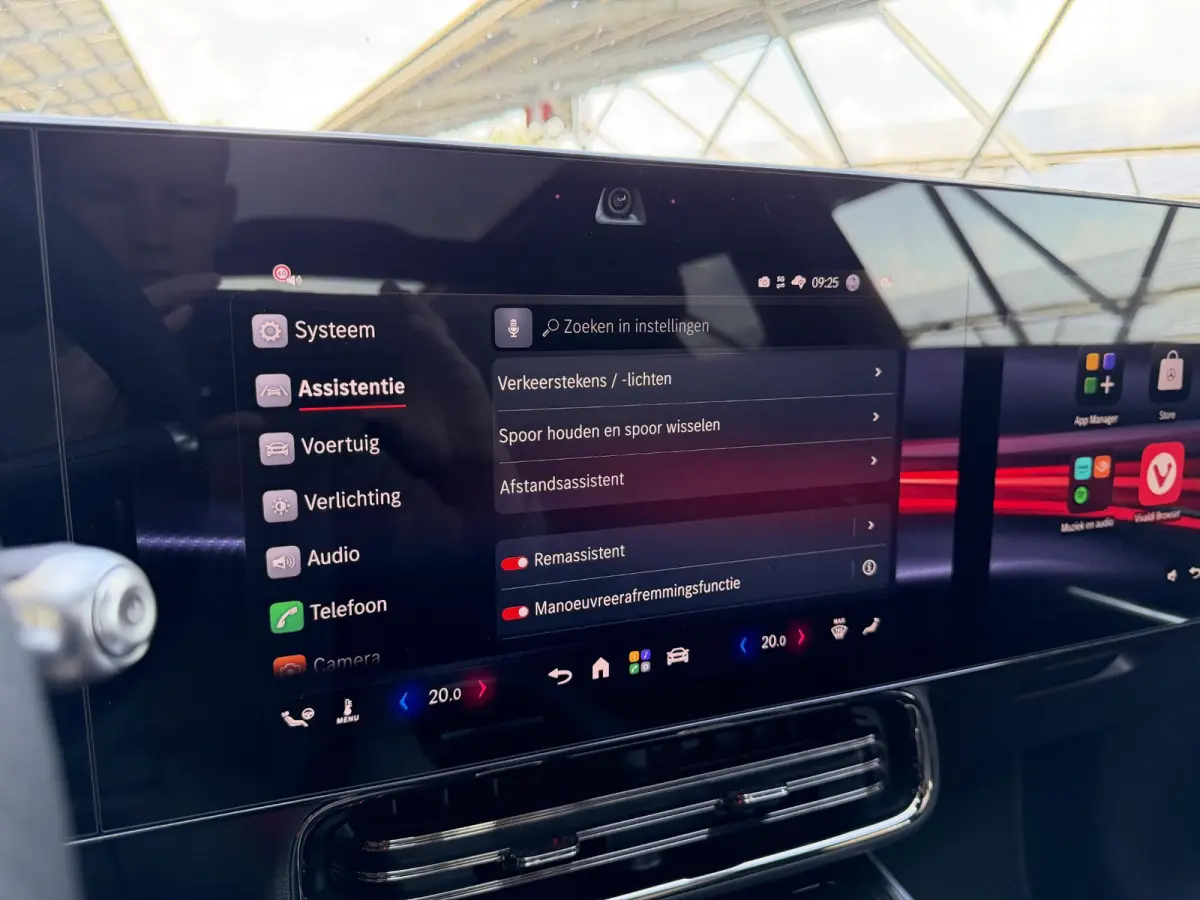180 Business Solution AMG | Night | Premium Plus | Trekhaak | Winterpakket | Burmester | Massage | Head -Up | 360 camera | Multibeam LED |