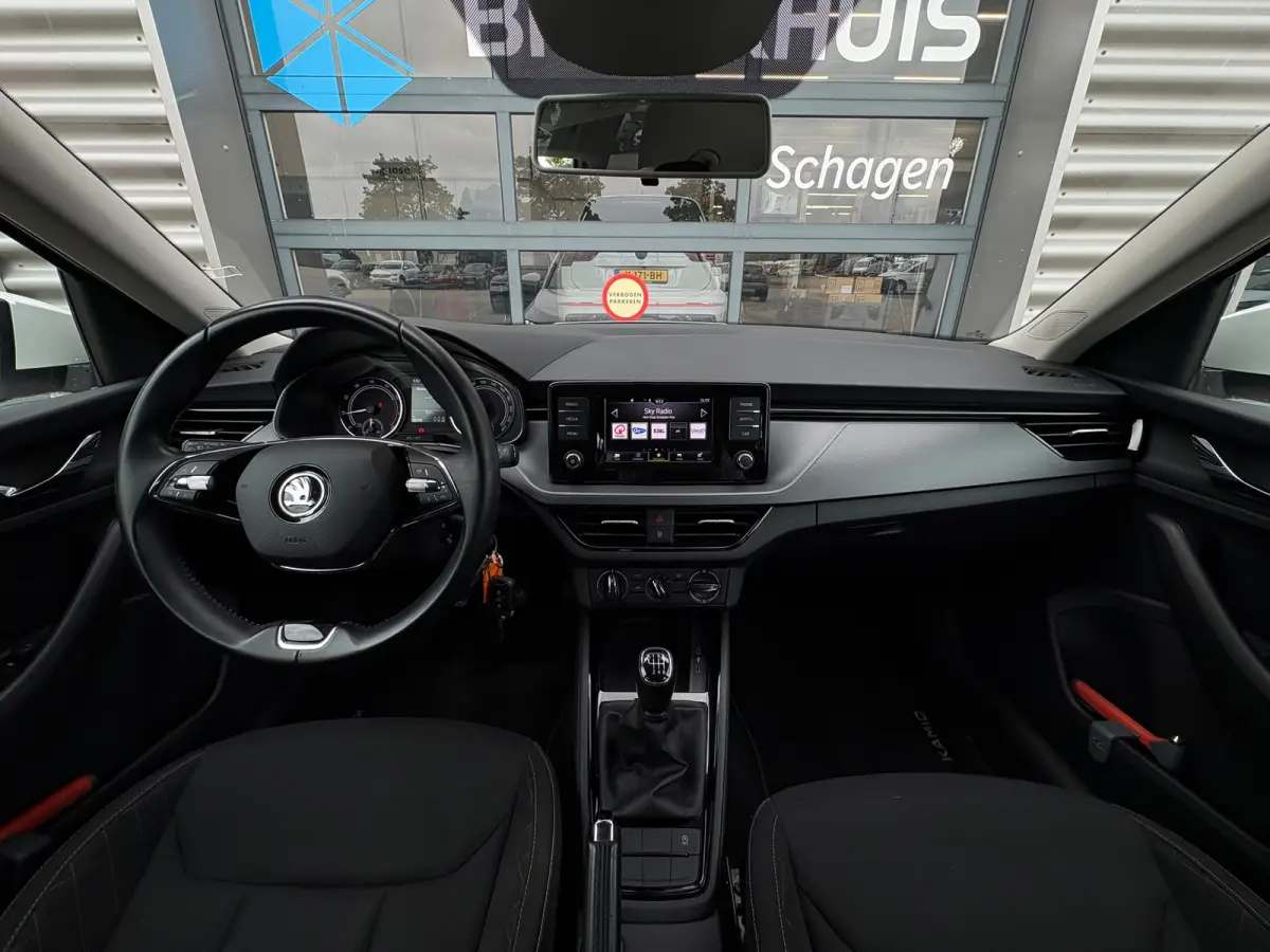 1.0 TSI 110 pk Ambition | Apple Carplay | Cruise control | Lane Assist |