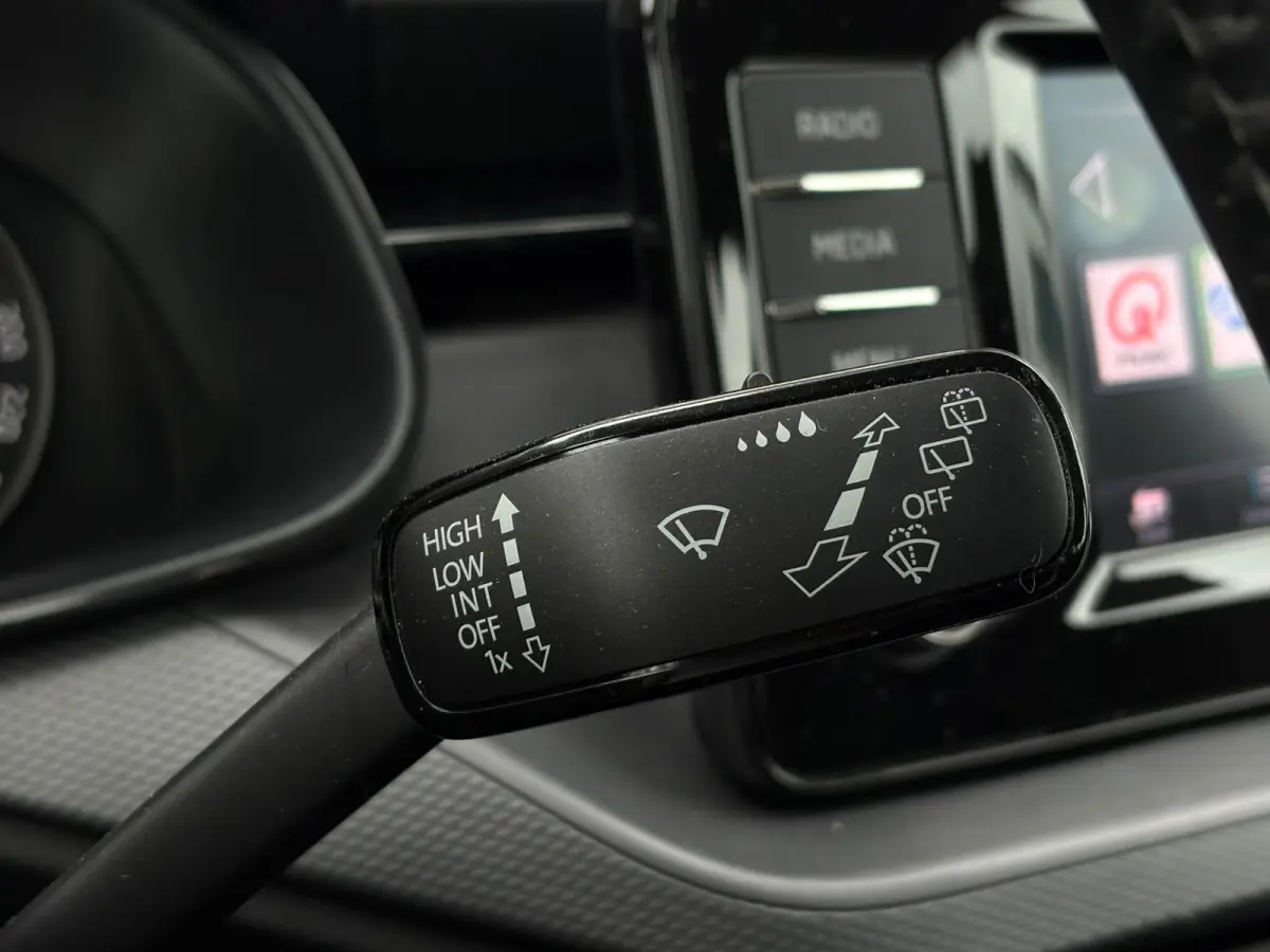 1.0 TSI 110 pk Ambition | Apple Carplay | Cruise control | Lane Assist |