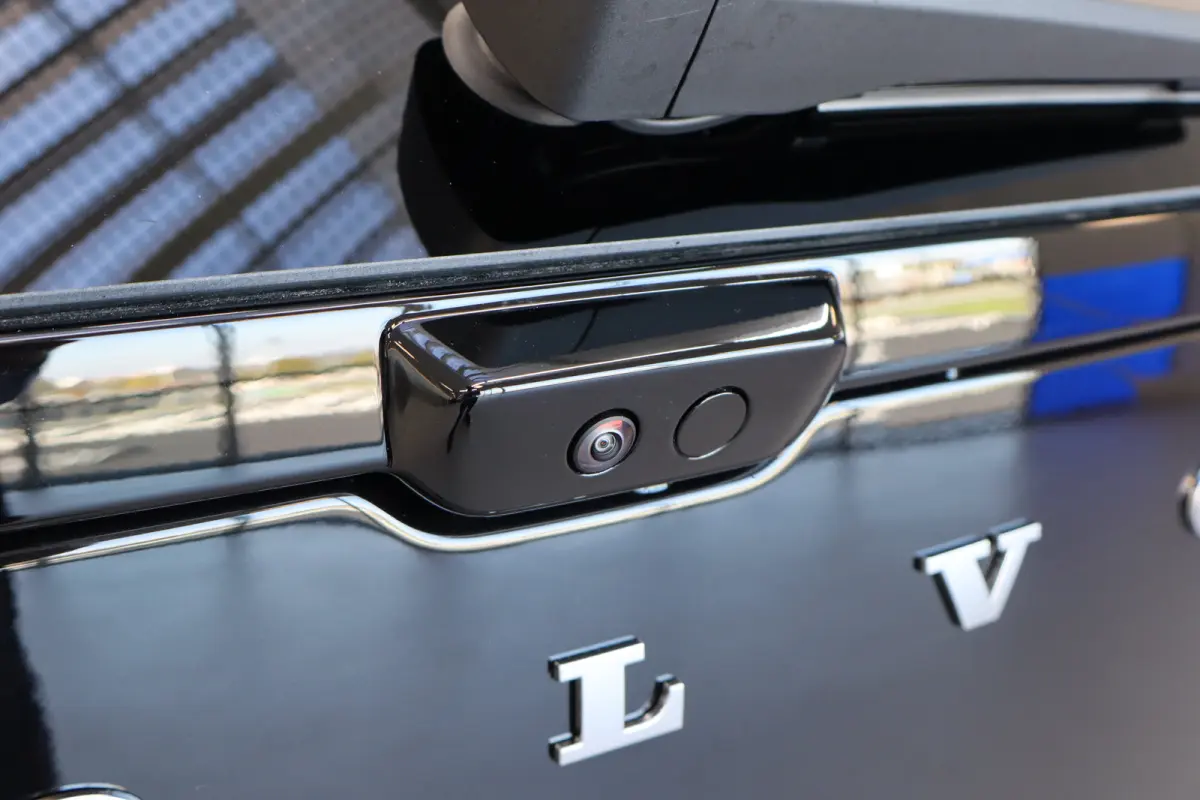 P10 AWD Ultra 95 kWh | Alarmsysteem | Bowers & Wilkins audiosysteem | Cruise control adaptief