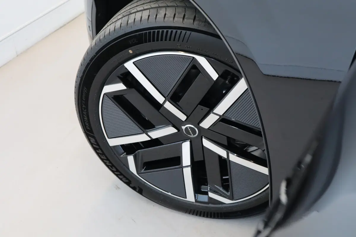 P10 AWD Ultra 95 kWh | Alarmsysteem | Bowers & Wilkins audiosysteem | Cruise control adaptief