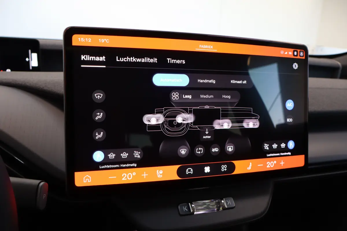 P10 AWD Ultra 95 kWh | Alarmsysteem | Bowers & Wilkins audiosysteem | Cruise control adaptief