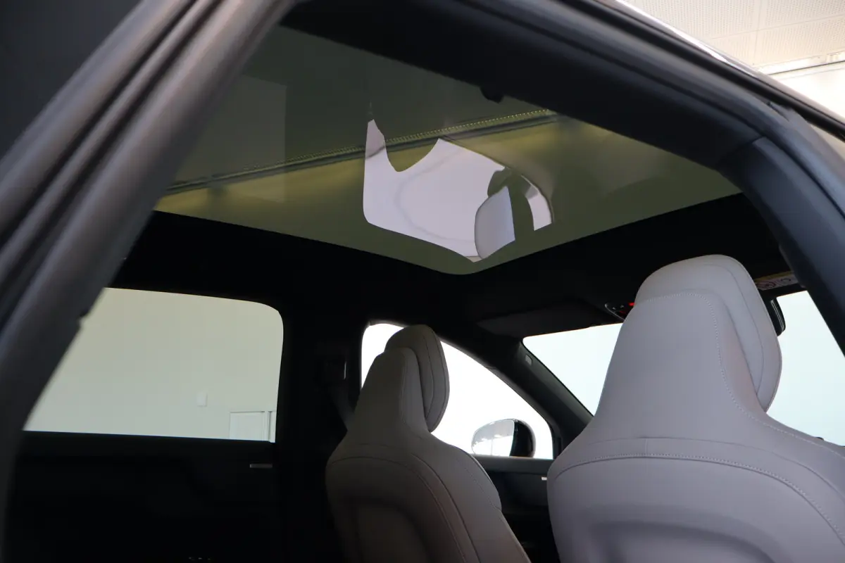 P10 AWD Ultra 95 kWh | Alarmsysteem | Bowers & Wilkins audiosysteem | Cruise control adaptief