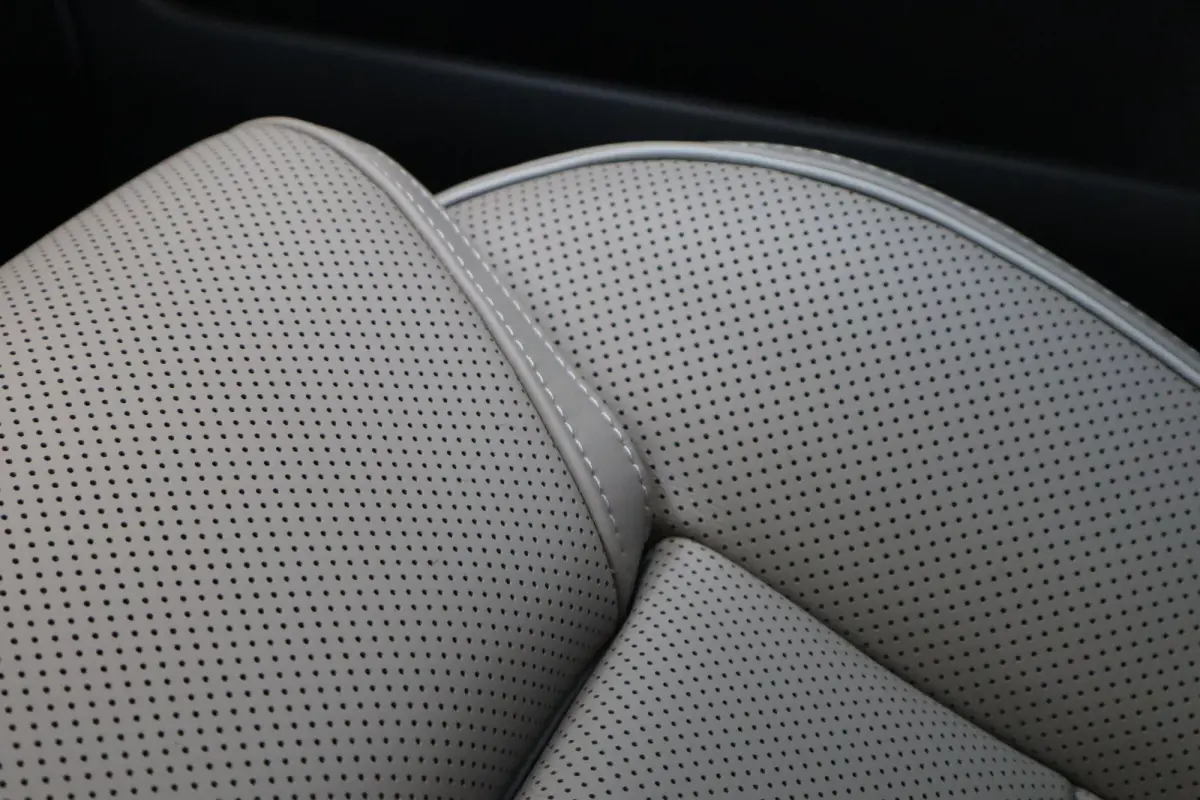 P10 AWD Ultra 95 kWh | Alarmsysteem | Bowers & Wilkins audiosysteem | Cruise control adaptief