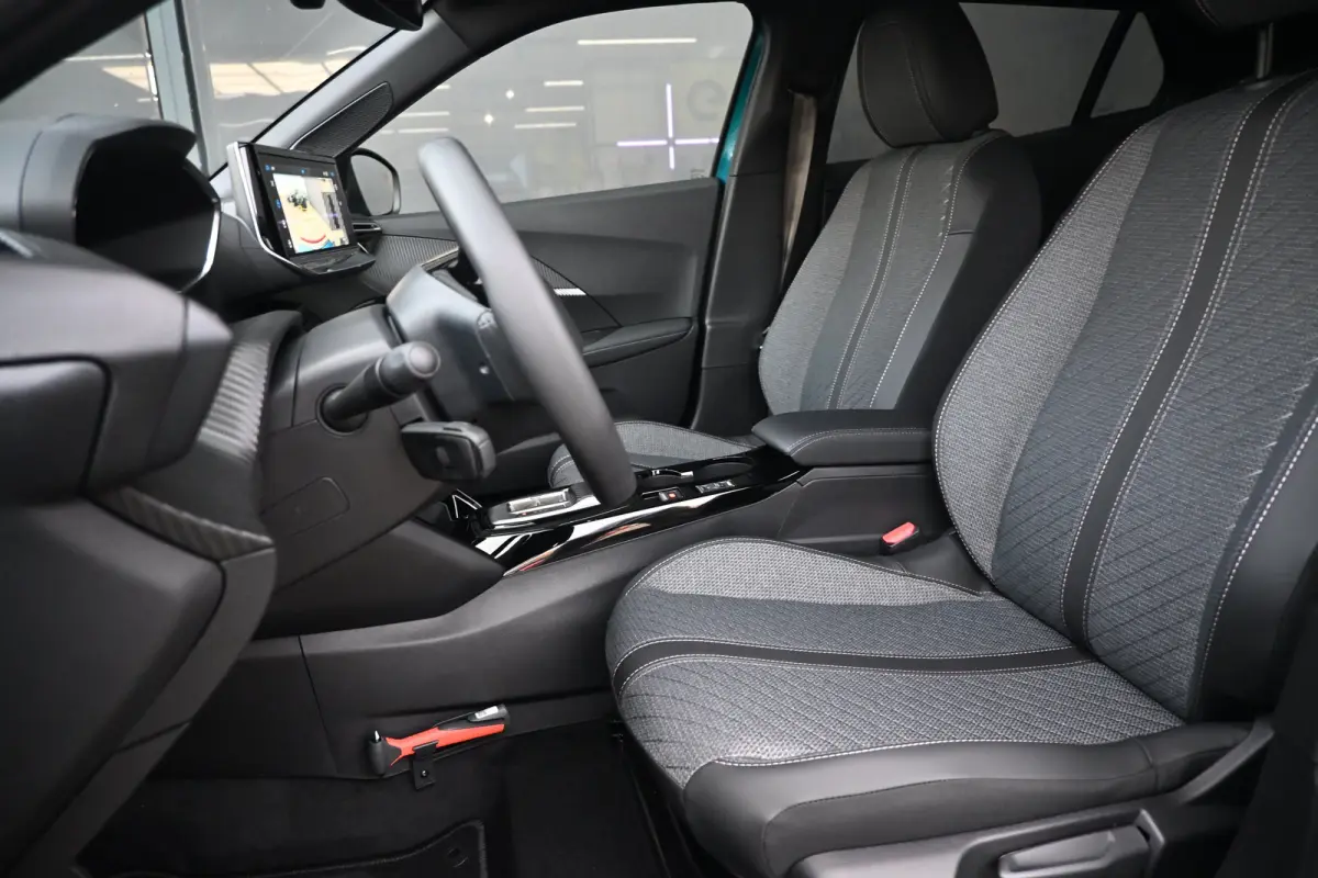 1.2 Hybrid 145 Allure DEMO-DEAL! Tot 8 Jaar Garantie! | 360 Camera | Adaptive Cruise | Keyless-Entry | Dodehoek-Detectie |