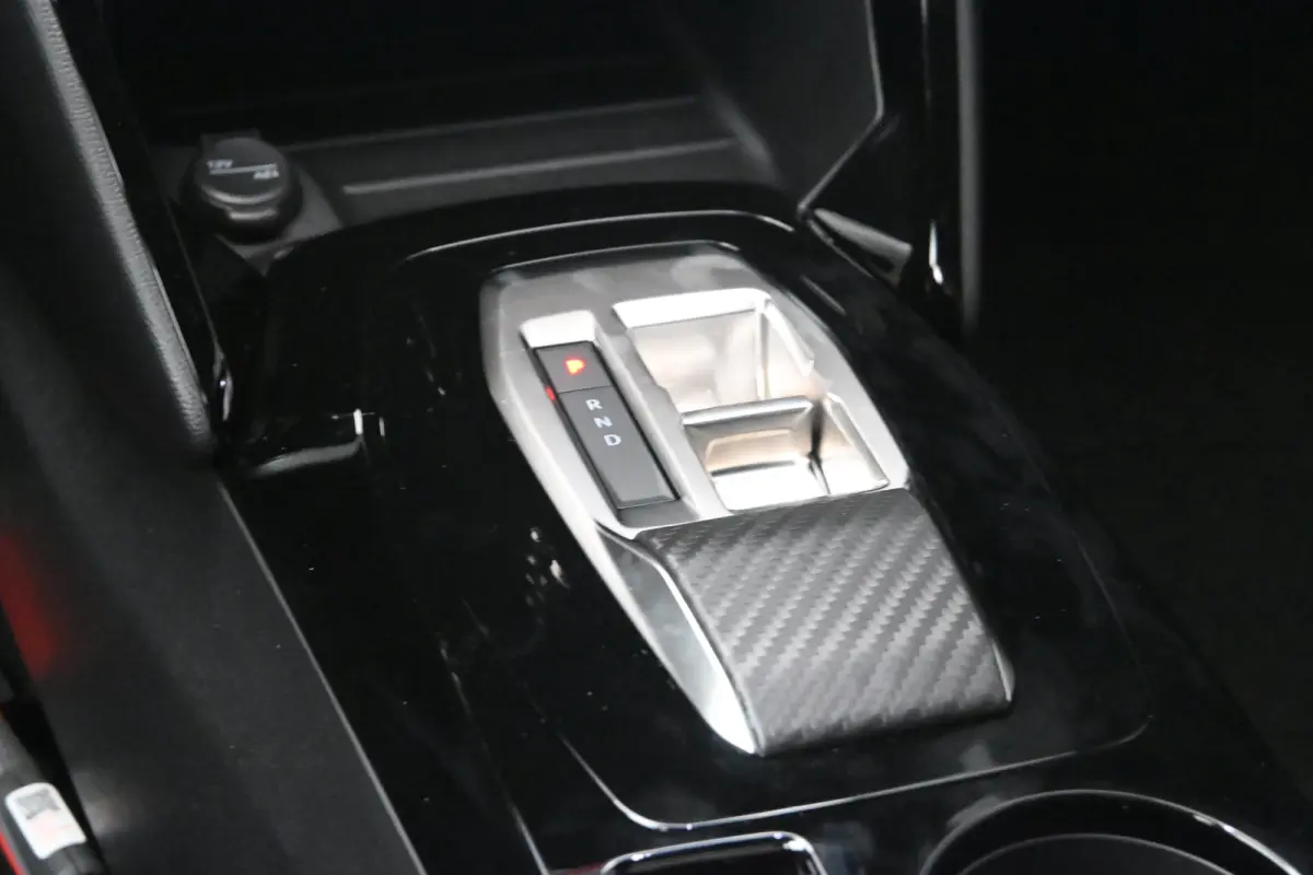 1.2 Hybrid 145 Allure DEMO-DEAL! Tot 8 Jaar Garantie! | 360 Camera | Adaptive Cruise | Keyless-Entry | Dodehoek-Detectie |