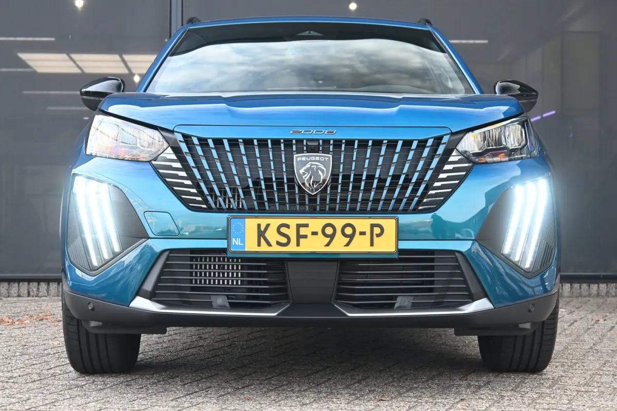 1.2 Hybrid 145 Allure DEMO-DEAL! Tot 8 Jaar Garantie! | 360 Camera | Adaptive Cruise | Keyless-Entry | Dodehoek-Detectie |