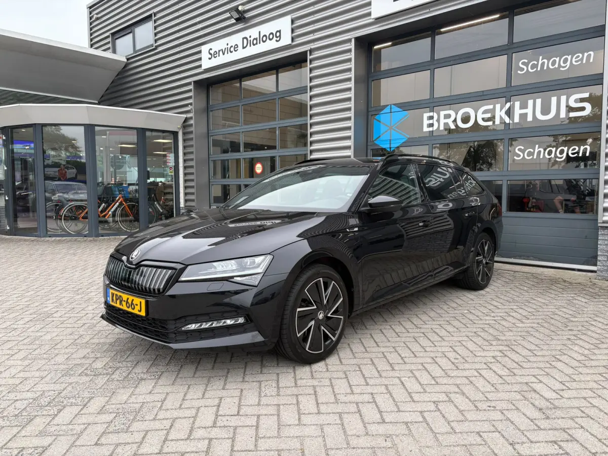 1.4 IV Sportline 204 pk 6-DSG | Achteruitrijcamera | Elektrische Stoelen | Apple Carplay |