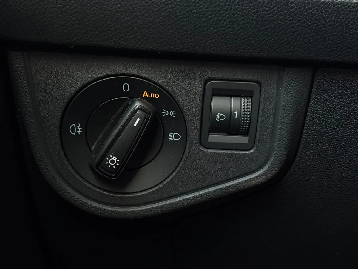 1.0 TSI 95 pk Life | Airco | Apple Carplay/Android Auto|telefoonintegratie premium | Cruise control adaptief met Stop&Go en stuurhulp