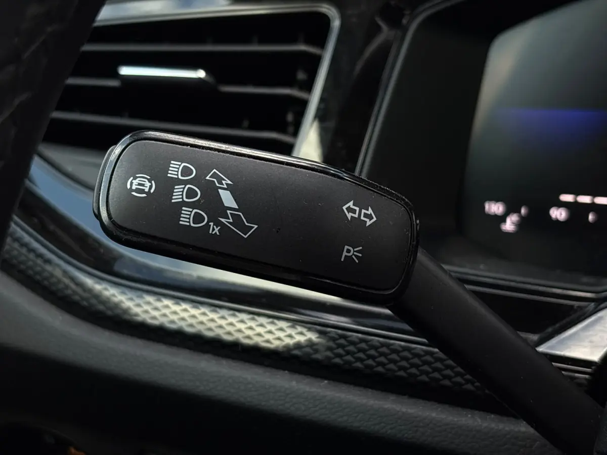 1.0 TSI 95 pk Life | Airco | Apple Carplay/Android Auto|telefoonintegratie premium | Cruise control adaptief met Stop&Go en stuurhulp