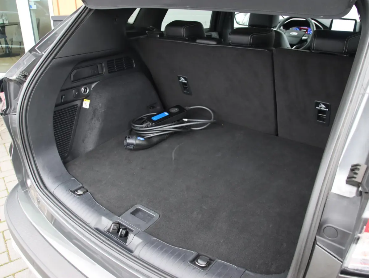 2.5 PHEV Titanium X | Trekhaak | SOH 97,5%