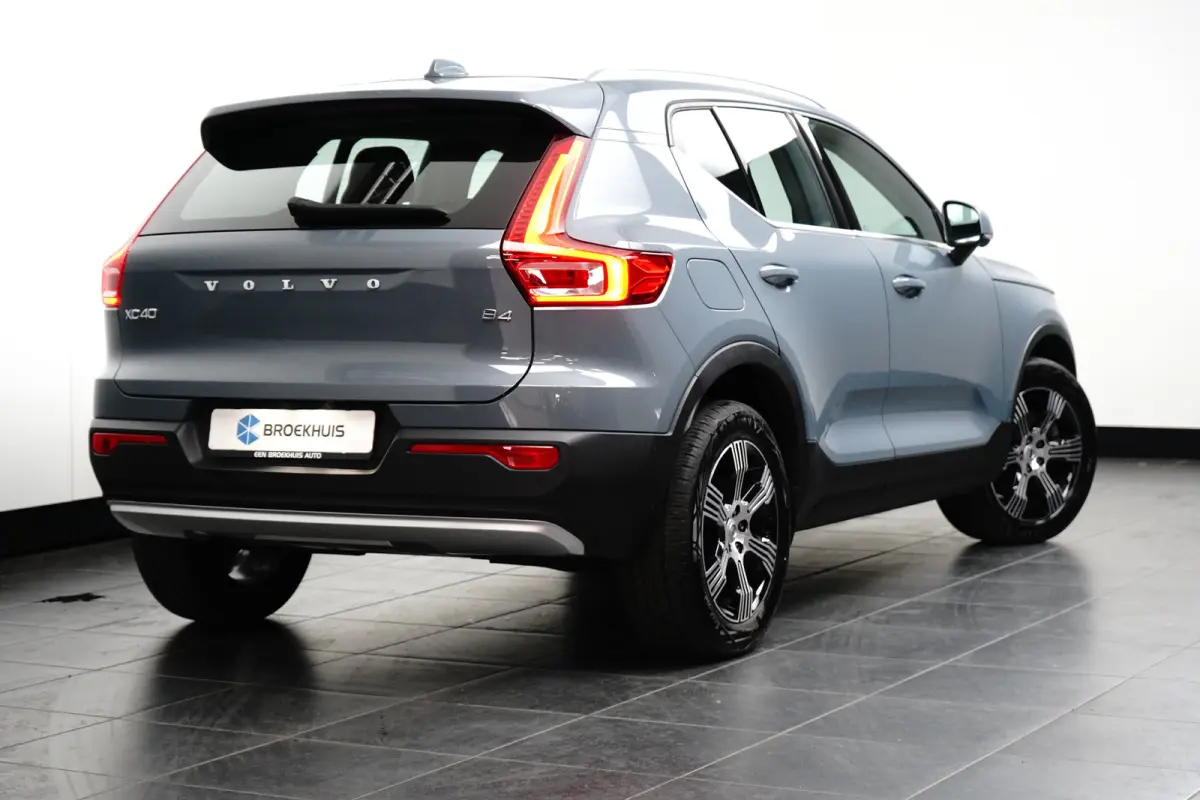 2.0 B4 Inscription | 360 camera | Harman/Kardon | Memory | Pilot Assist | Stoel & stuurverwarming |