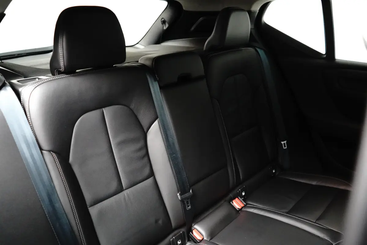 2.0 B4 Inscription | 360 camera | Harman/Kardon | Memory | Pilot Assist | Stoel & stuurverwarming |