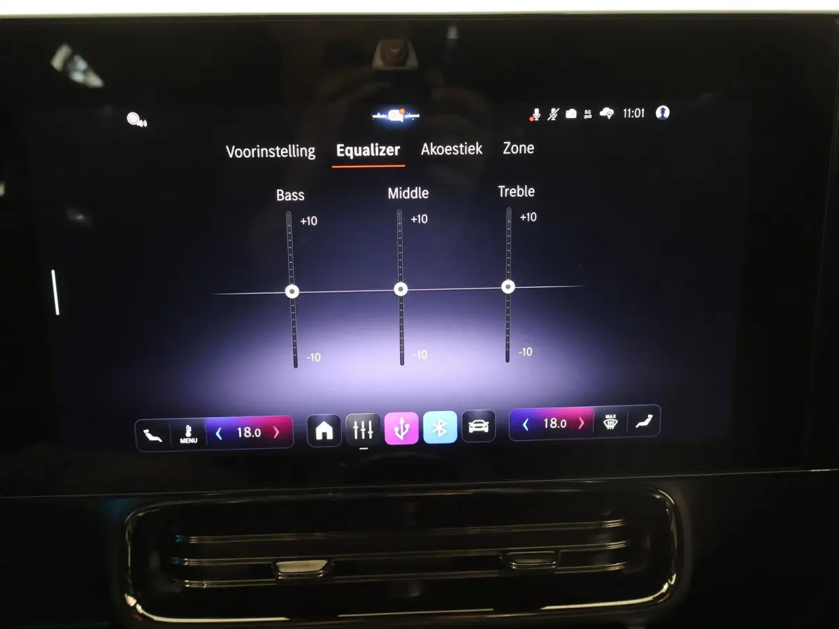 180 Business Solution AMG | Memorypakket | Trekhaak | MULTIBEAM LED | Nightpakket | 19"AMG-velgen |