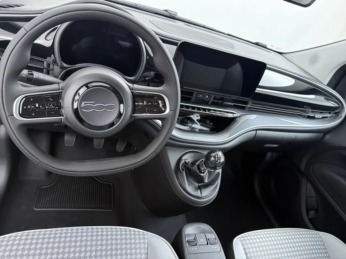 Demo Deal 1.0 Hybrid Torino Launch Edition | Airco (automatisch) | Apple Carplay/Android Auto|telefoonintegratie premium | Cruise control