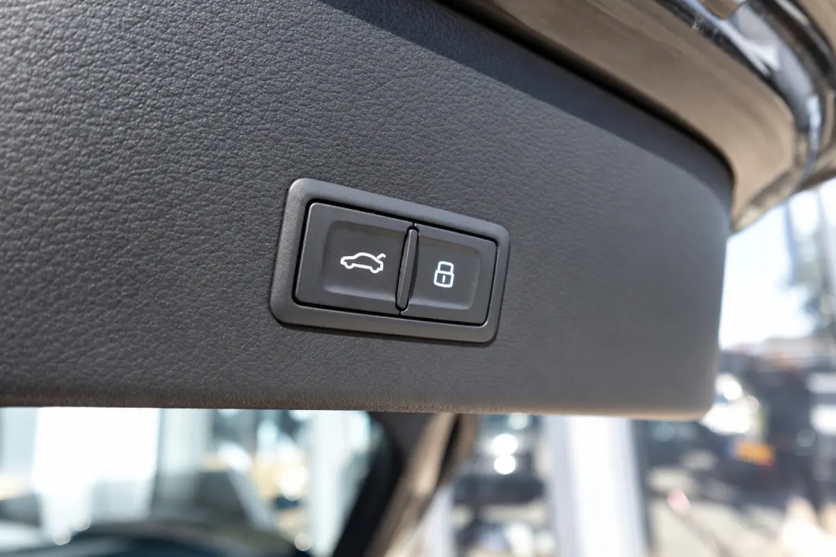 3.0 TDI LEDER KEYLESS CAM
