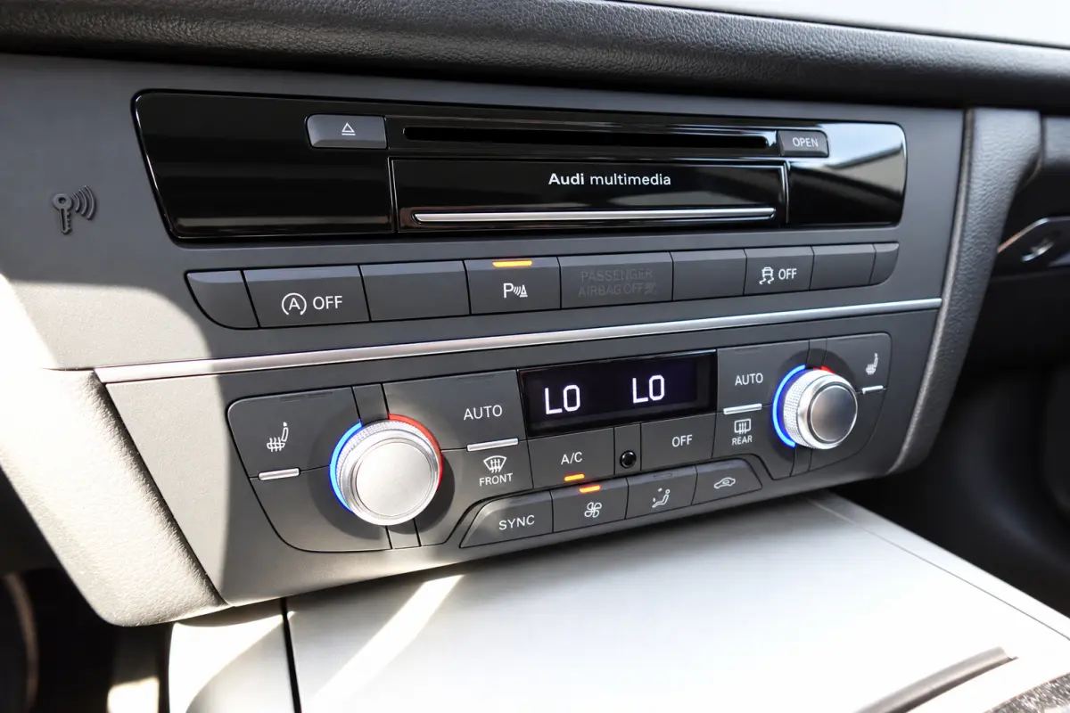 3.0 TDI LEDER KEYLESS CAM
