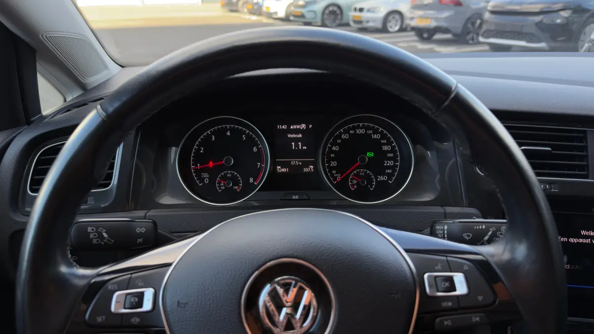 1.5 TSI 150pk 7-DSG Highline | Trekhaak | Camera | Adaptive Cruise | Climate Control | 17" | Keyless