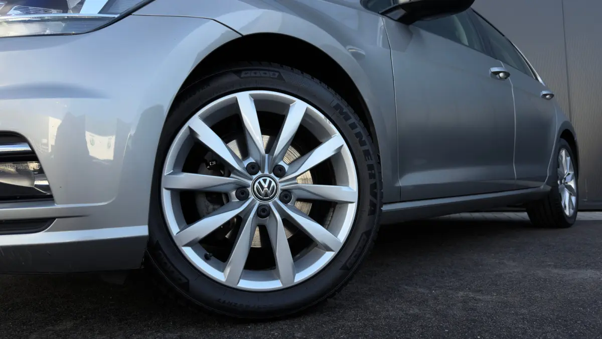 1.5 TSI 150pk 7-DSG Highline | Trekhaak | Camera | Adaptive Cruise | Climate Control | 17" | Keyless