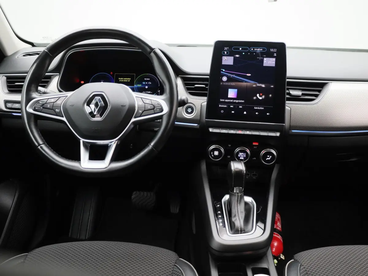 1.6 E-Tech Hybrid 145 Intens | Wordt Verwacht | Automaat | Apple Carplay / Android Auto | Achteruitrijcamera | Parkeersensoren | Sfeerverlichting | Climate Control |