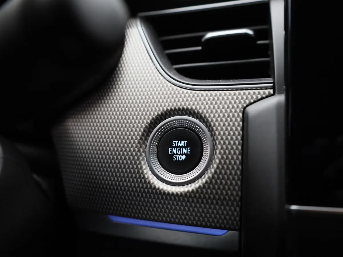 1.6 E-Tech Hybrid 145 Intens | Wordt Verwacht | Automaat | Apple Carplay / Android Auto | Achteruitrijcamera | Parkeersensoren | Sfeerverlichting | Climate Control |