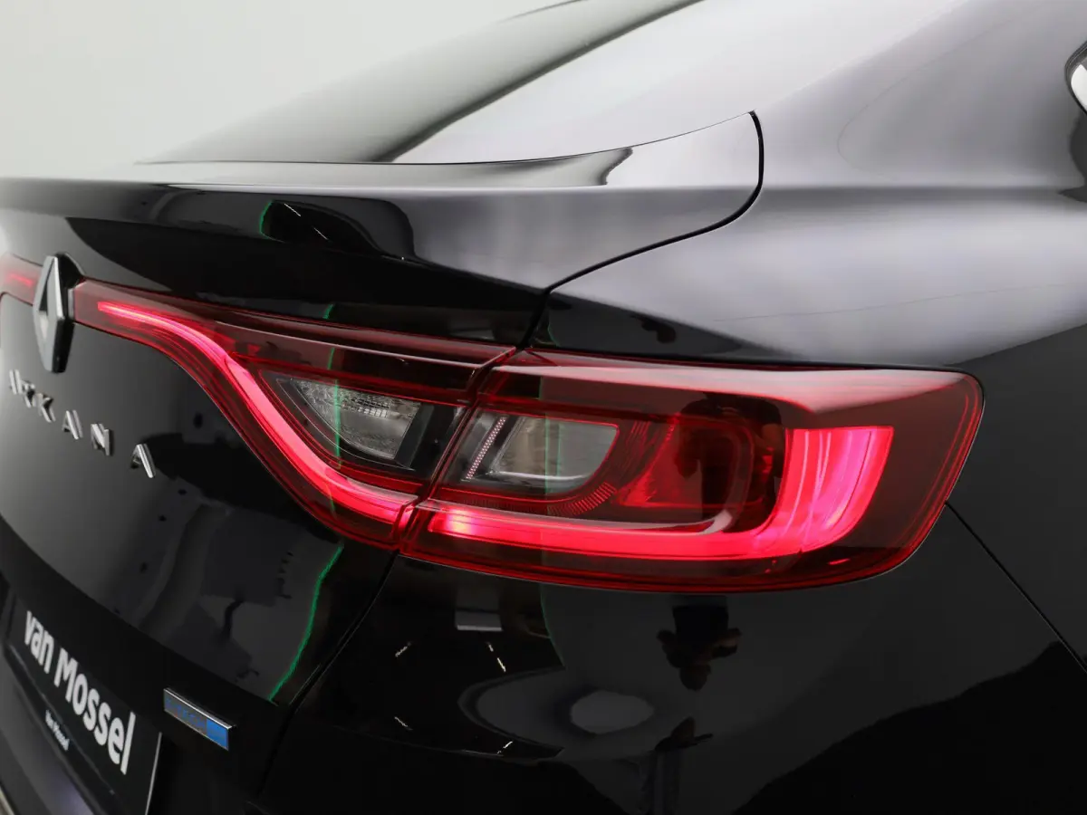 1.6 E-Tech Hybrid 145 Intens | Wordt Verwacht | Automaat | Apple Carplay / Android Auto | Achteruitrijcamera | Parkeersensoren | Sfeerverlichting | Climate Control |