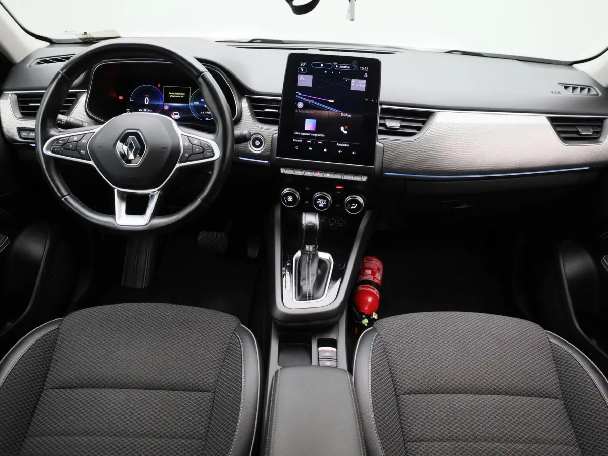 1.6 E-Tech Hybrid 145 Intens | Wordt Verwacht | Automaat | Apple Carplay / Android Auto | Achteruitrijcamera | Parkeersensoren | Sfeerverlichting | Climate Control |