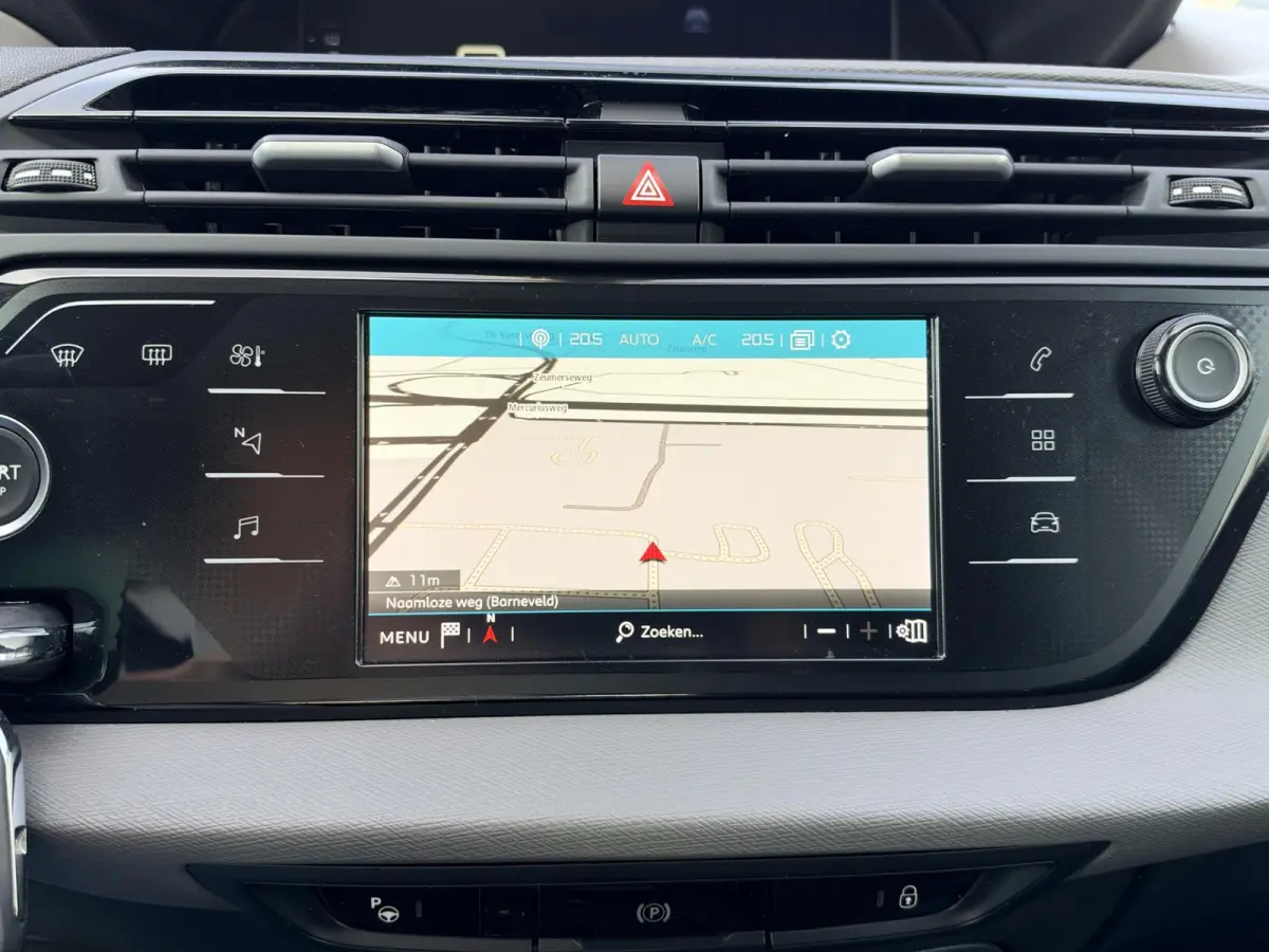 1.2 PureTech Live+ | Camera | Bluetooth | Cruise Control | Navigatie | 1e Eigenaar | DAB | Dealeronderhouden |