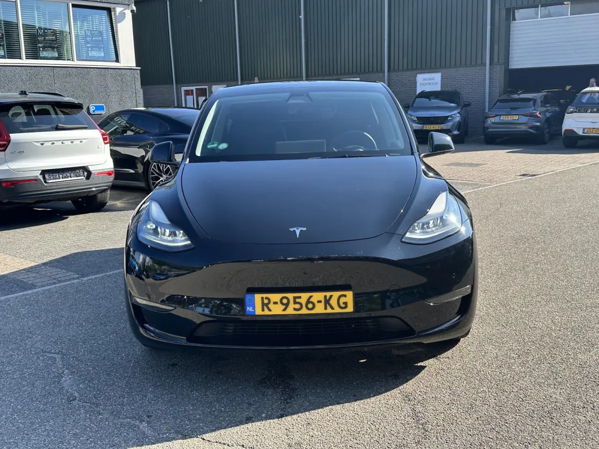 Performance AWD 75 kWh SOH 92%| RESTERENDE FABRIEKSGARANTIE VAN TOEPASSING OP DE HOOGVOLTACCU + AANDRIJFLIJN T/M 2030 OF 192.000KM!| RIJKLAARPRIJS INCL. 12 MND BOVAG GARANTIE