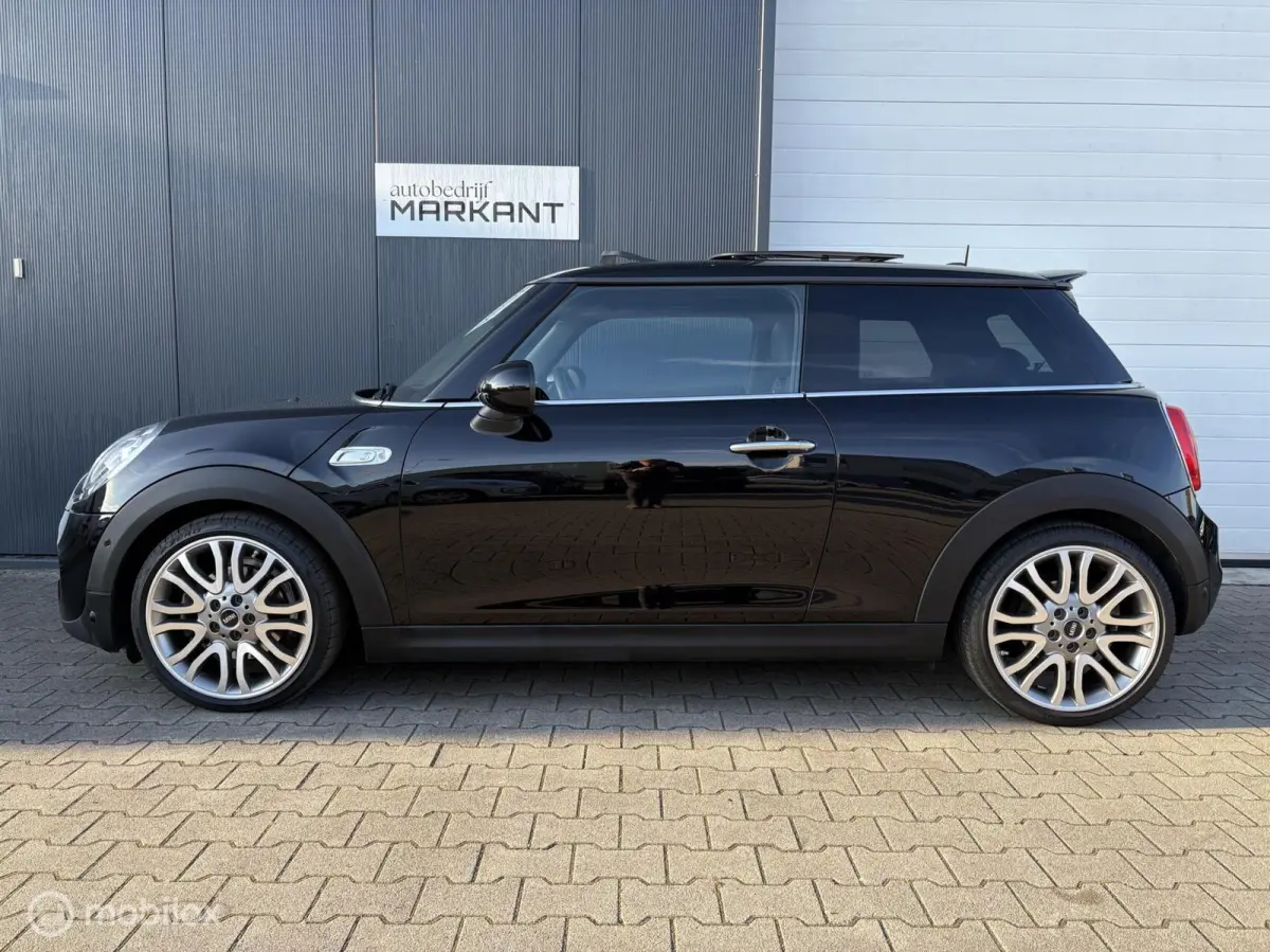 2.0 Cooper S Chili Serious Business