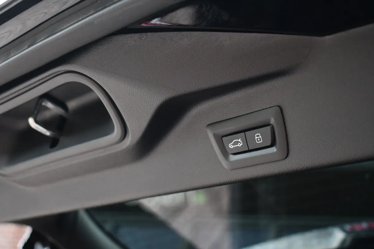 xDrive50e M-Sport Skylounge Comf-stoel ACC 360 HUD H/K 22inch