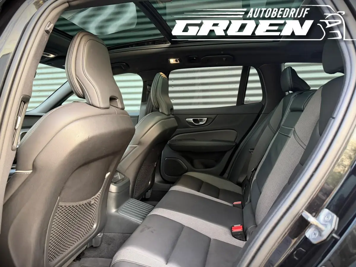 2.0 T8 Recharge AWD R-Design PANO|HEADUP|MEMORY|