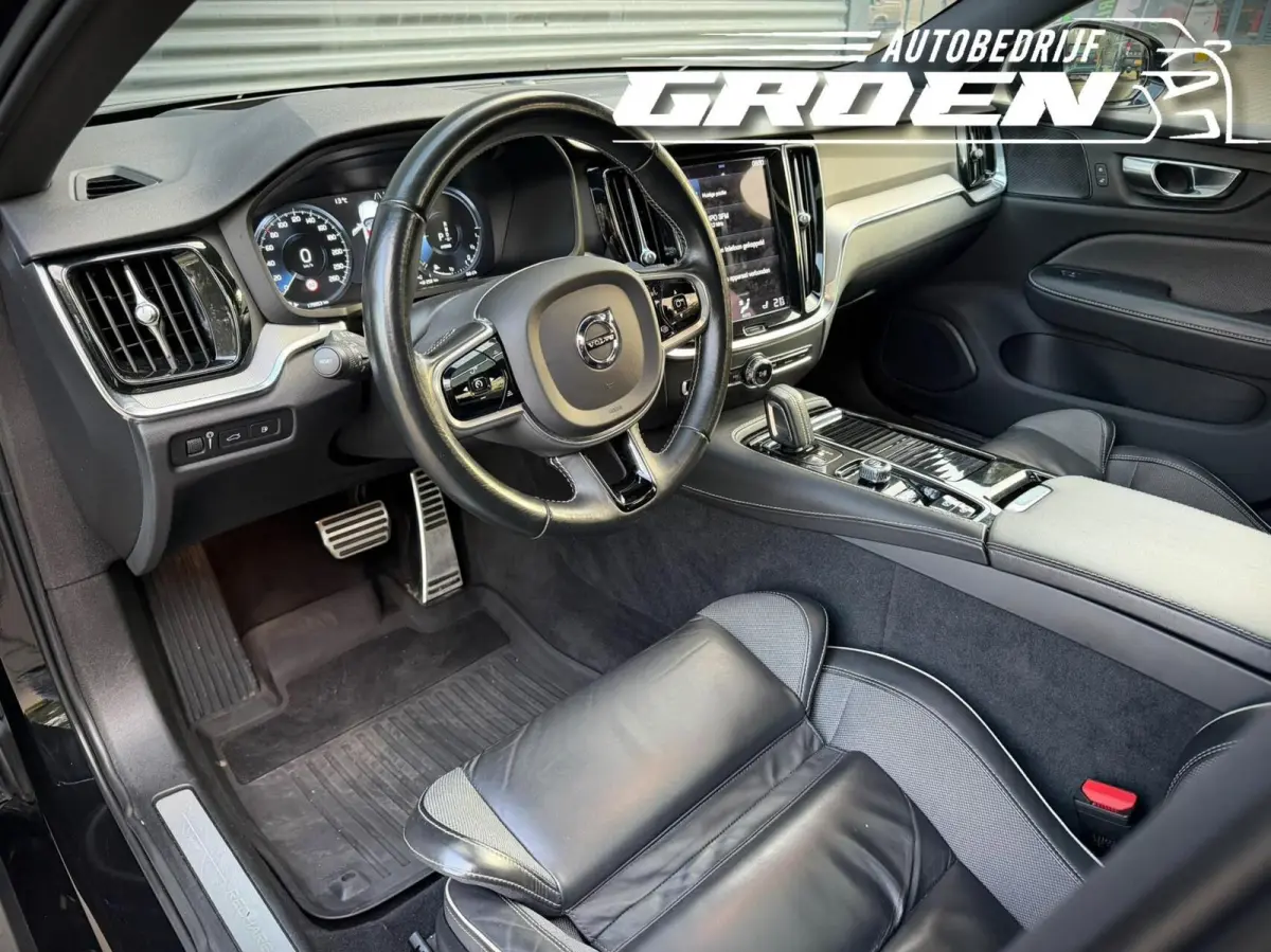 2.0 T8 Recharge AWD R-Design PANO|HEADUP|MEMORY|