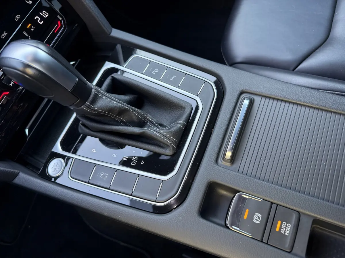 2.0 TSi 190pk R-Line Business+ Leer pack | Camera | Orig NL auto | Massage