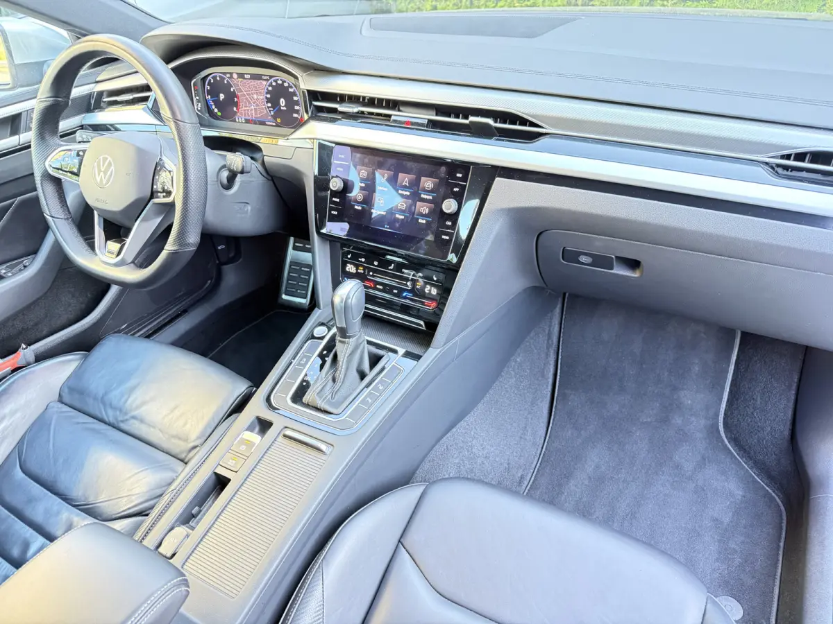 2.0 TSi 190pk R-Line Business+ Leer pack | Camera | Orig NL auto | Massage
