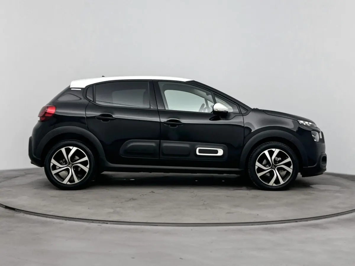 110pk Shine | 1ste eigenaar | Camera | LED lampen | 17"LMV | Navigatie | Climate | AUTOMAAT | Armsteun