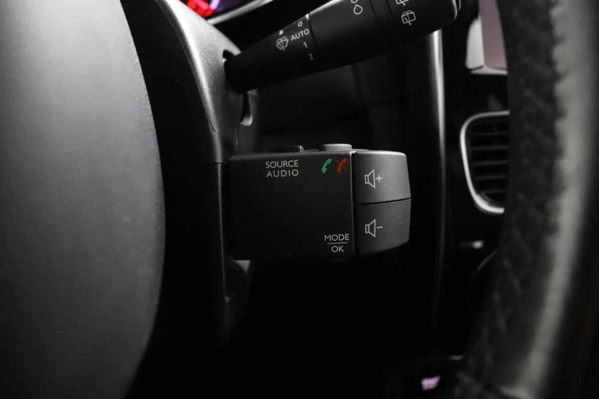 Energy TCe 90 Intens | BOSE Audio | Parkeercamera |