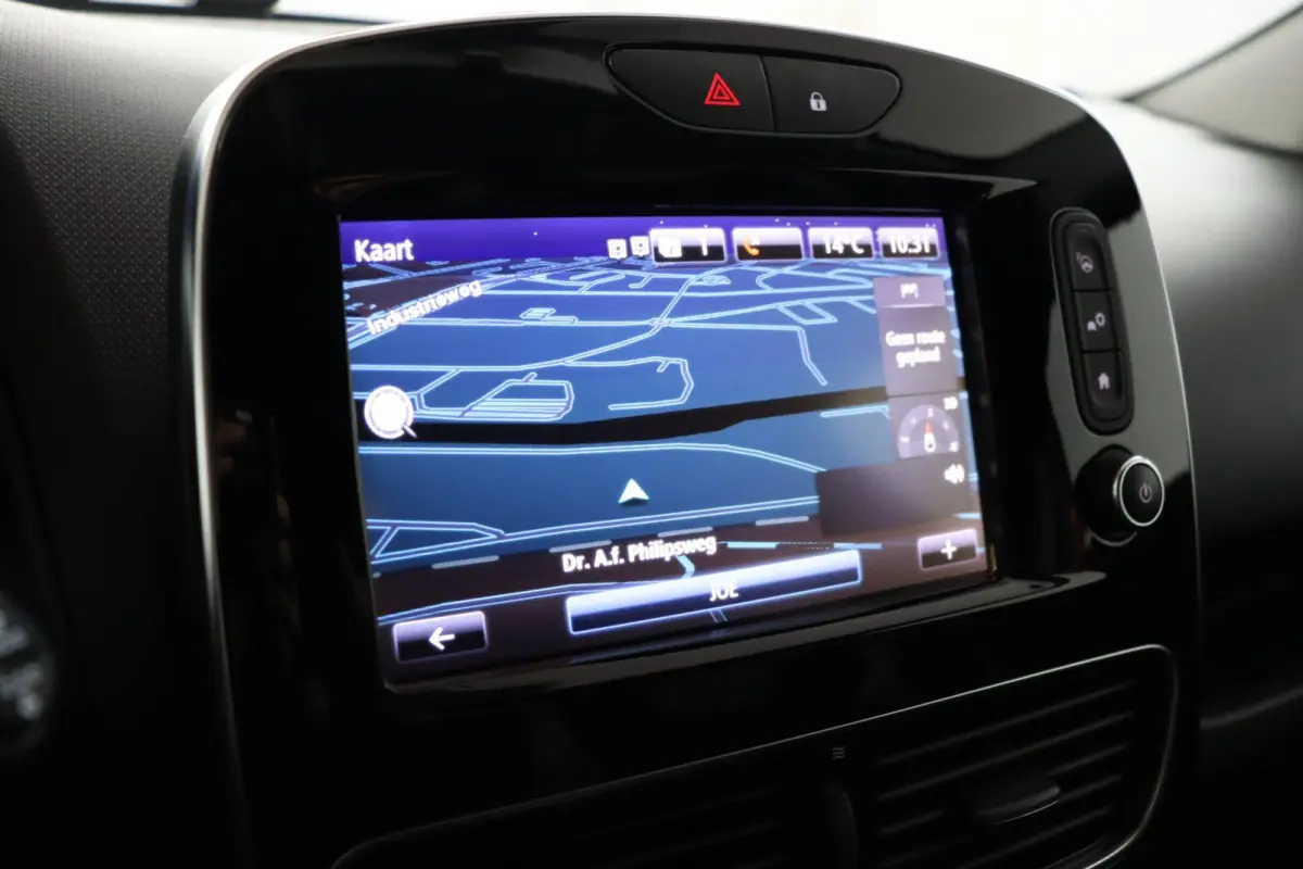 Energy TCe 90 Intens | BOSE Audio | Parkeercamera |