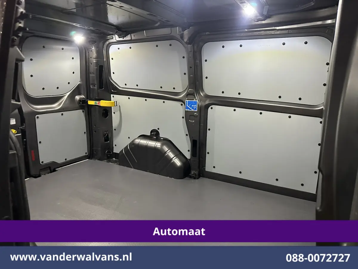 2.0 TDCI 170pk Automaat L1H1 Euro6 Airco | Camera | Navigatie | Cruisecontrol | LED | LM Velgen Verwarmde voorruit, Stoelverwarming, Parkeersensoren, Bijrijdersbank
