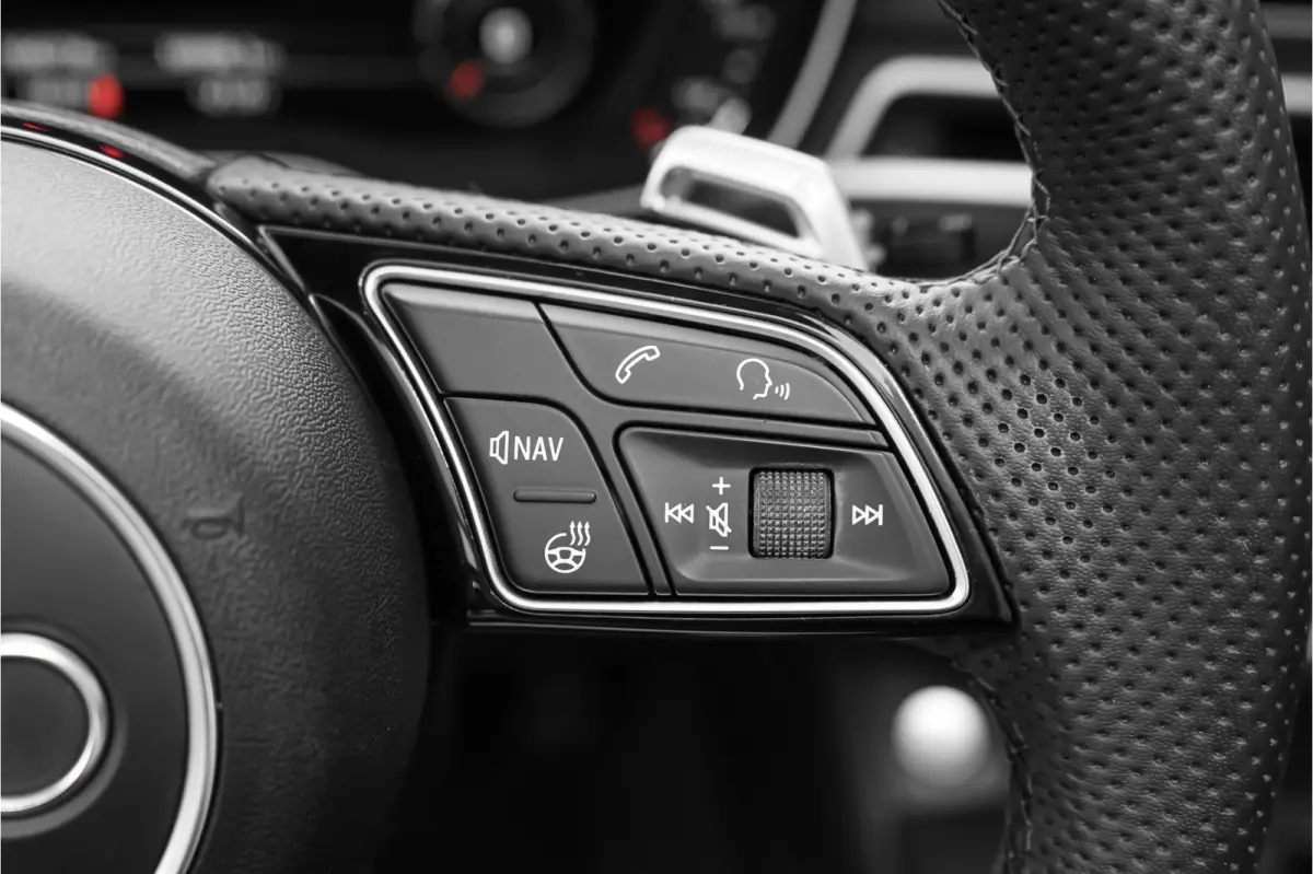 2.0 TFSI Quattro S-Line 252PK ACC Camera 360° 19"