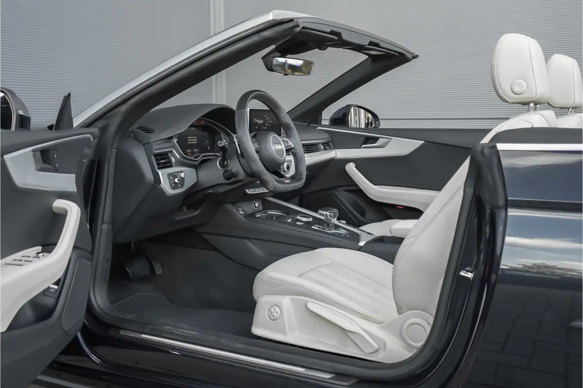 2.0 TFSI Quattro S-Line 252PK ACC Camera 360° 19"