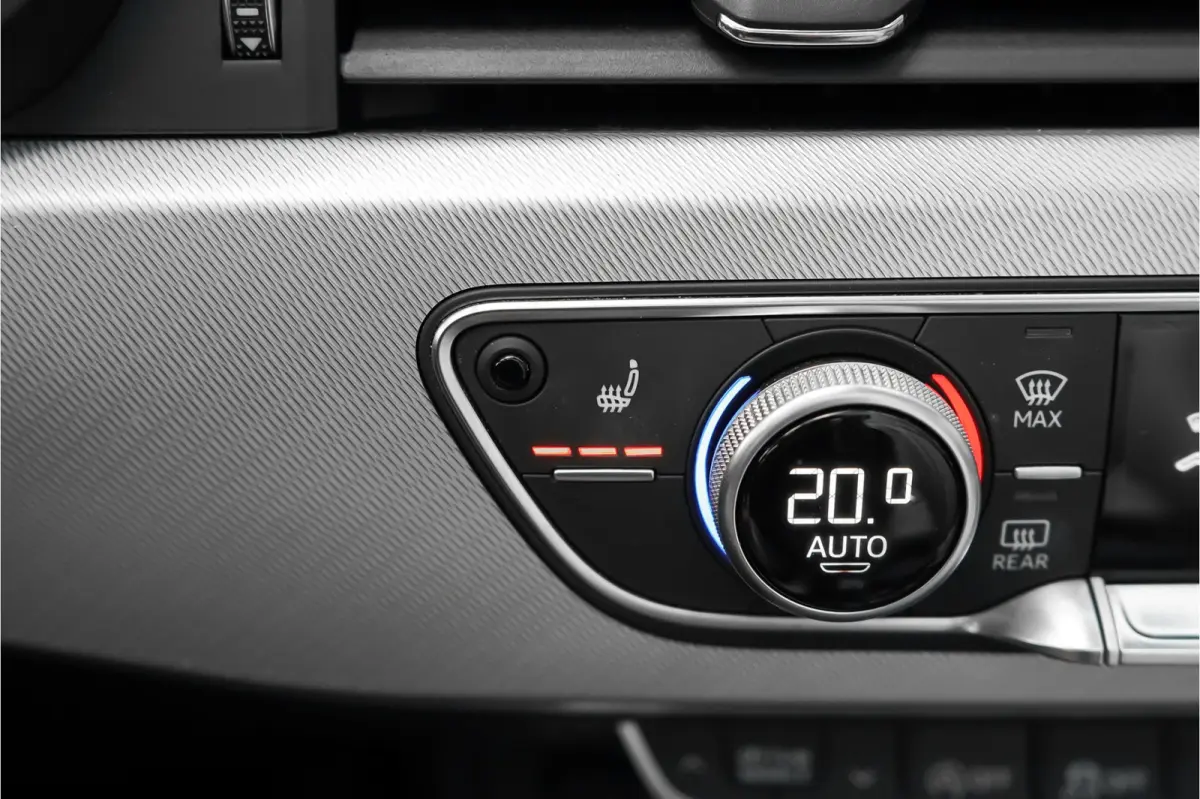 2.0 TFSI Quattro S-Line 252PK ACC Camera 360° 19"